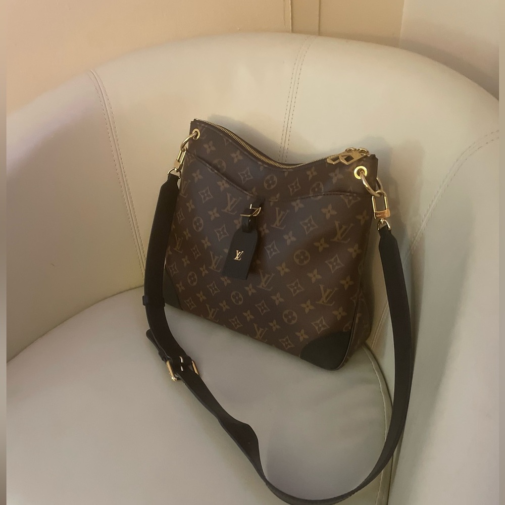 Authentic LOUIS VUITTON Monogram Odeon MM M45352 Shoulder bag with packaging
